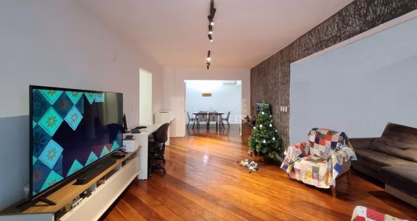 Apartamento á venda no bairro Agronômica em Florianópolis