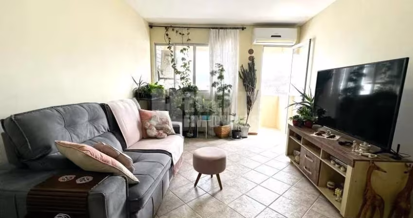 Apartamento à venda no bairro Trindade em Florianópolis