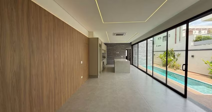 Casa de luxo em condomínio à venda em Campinas-SP, Alphaville Dom Pedro: 3 quartos, 3 suítes, 3 salas, 4 banheiros, 2 vagas, 350m².