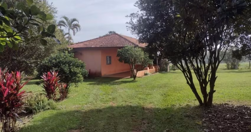 Sítio à venda em Itapetininga-SP, Área Rural: 2 quartos, 3 salas, 2 banheiros, 2 vagas de garagem, 278.300,00 m² de área.