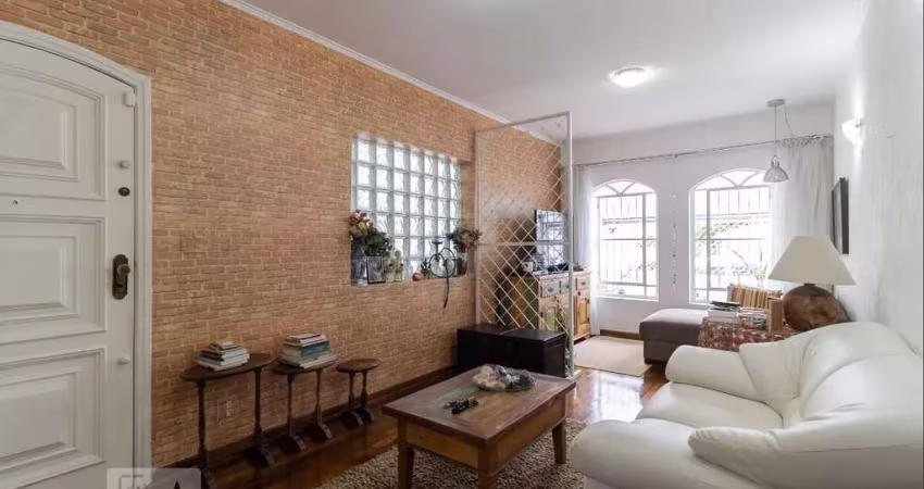 Imperdível! Casa à venda em São Paulo-SP, Bosque da Saúde: 3 quartos, 3 suítes, 3 salas, 5 banheiros, 2 vagas, 140m².