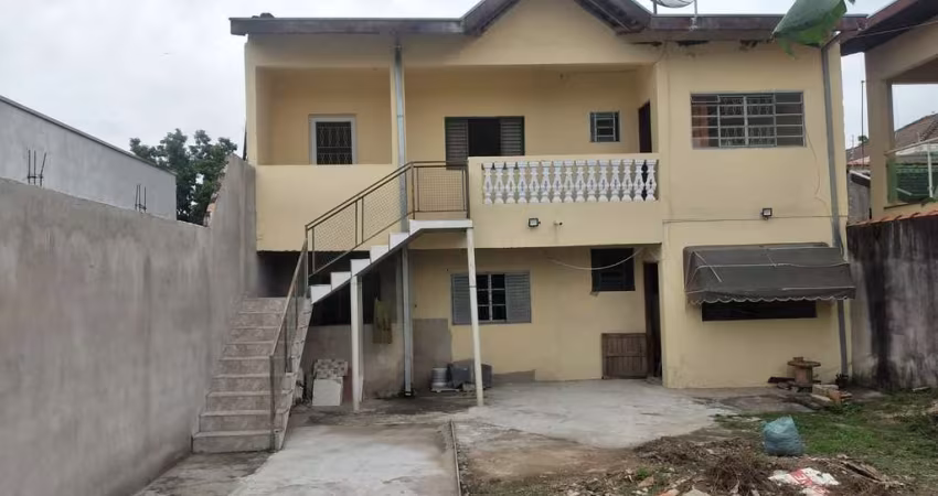 Casa Sobrado 107m2 4 Dorms 2 Banheiros, 2 Salas, 3 Vagas, Quintal Grande, Terreno 250m2, São 2 Casas térrea e 1º andar.