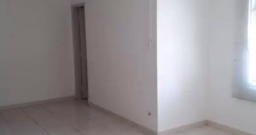 Sala comercial 36m2 1 banheiro, iptu r$ 109,00, condomínio média de r$ 310,00, obs: não possui vaga de garagem, documentação 100% para financiamento