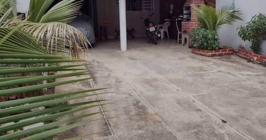 Casa Sobrado 120m2 3 quartos 2 banheiros Cozinha, sala, lavanderia Sacada, Lote 6,5  por 23,5 ao todo 150m2 Aceita terreno no valor de até 165 mil