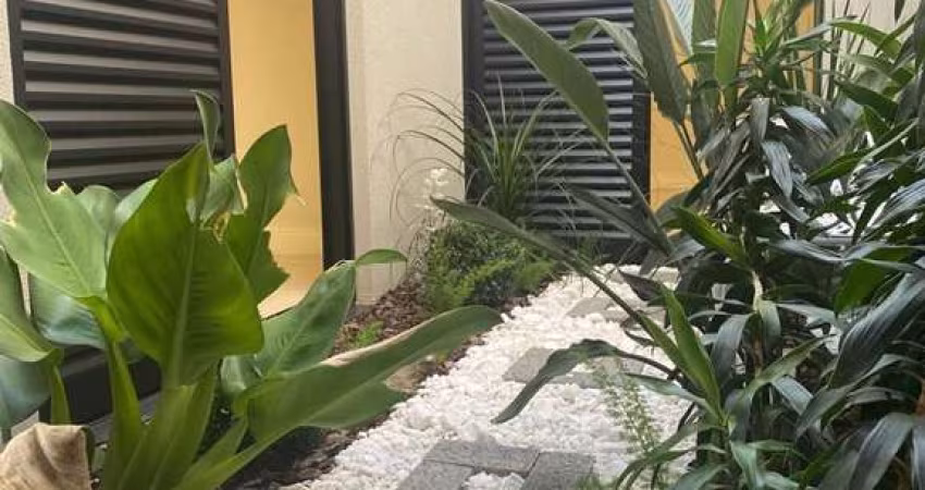 Casa à  Venda jardim terra América terreno de 312,50 m², construção de 211,83 m² com 3 dormitórios, 1 suite com closet, Wc social, piso vinilico no corredor e quartos, porcelanato nas demais dependênc