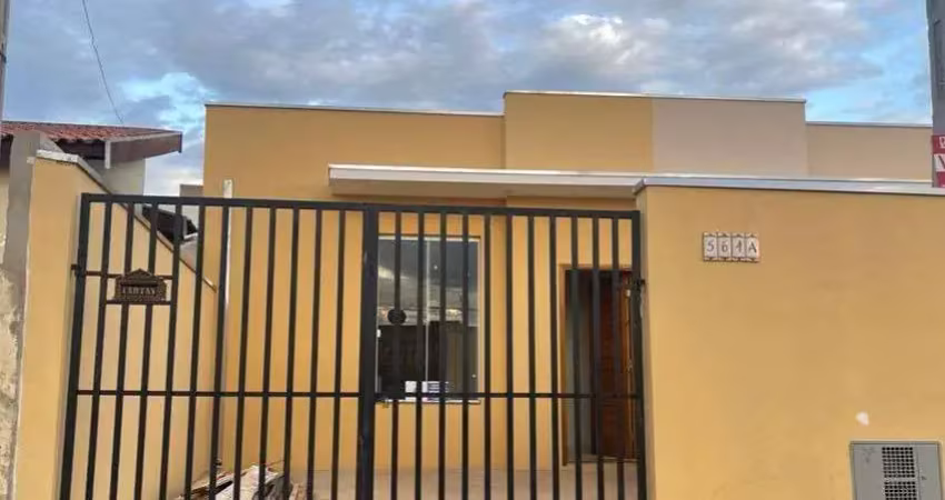 Casa Térrea 70m2 2 Dorms, Sala, Cozinha Americana c/Balcão de Granito, Banheiro, Quintal, Terreno 125m2 5X25