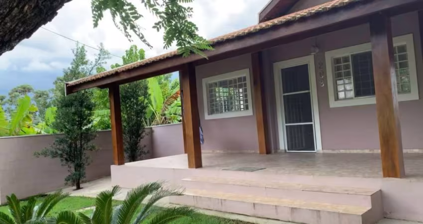 Casa em Condomínio de Luxo na Estância Árvore da Vida, Sumaré-SP: 4 quartos, 1 suíte, 2 salas, 3 banheiros, 2 vagas, 190m².