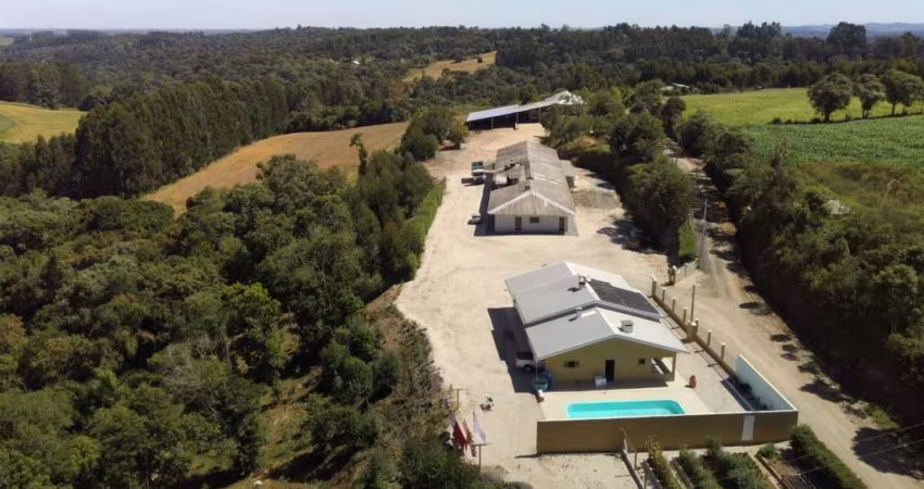 Frigorifico 700m2, Todo Equipado, Câmeras Frias, Monitorada Por Câmeras e Alarme, Escritórios, Almoxarifado, Refeitório, Casa Sede 260m2, 4 Canil