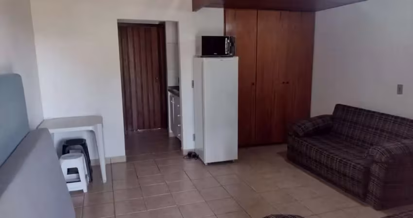 Condomínio Arvore da Vida(Aluguel Temporada)Apto 45m2 1 Suíte,Mobiliado,Varanda,Fogão 2 Bocas,Geladeira,2 Sofas Camas,1 Cama Casal,WiFi Internet