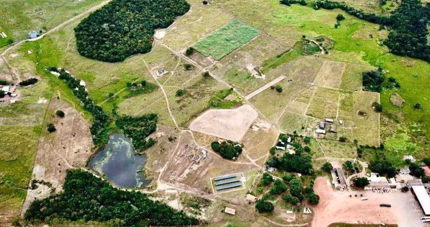 Sítio 53 Hectares com Restaurante e Hotel, 20 Apartamentos com Ar Condicionado, Cameras de Segurança, Usina Solar, 6 Casas Funcionarios, 2 Casas Sede