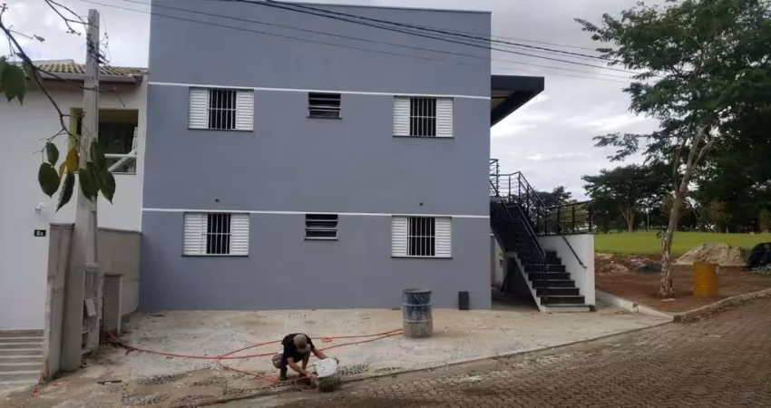 Apto 50m2 2 Dorms, Sala, Cozinha Americana, Banheiro, Lavanderia, Mobiliado, Preparação para Ar Cond, Box c/Chuveiro