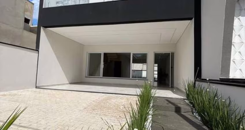 Imóvel de alto padrão em condomínio na Vila Doutor Laurindo, Tatuí-SP: 3 quartos, 3 suítes, 2 salas, 3 banheiros, 4 vagas, 186m².
