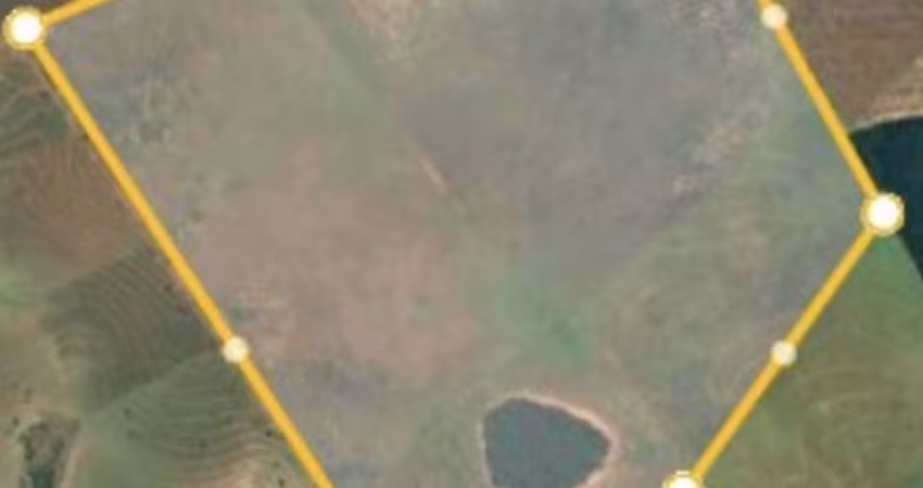 EXCELENTE FAZENDA A VENDA EM CAMAPUÃ - MS   ÁREA TOTAL 334 HECTARES OU 138 ALQUEIRES PAULISTA   FORMADA EM PASTO   98% DE APROVEITAMENTO   TOPOGRAFIA PLANA  REGIÃO BOA DE CHUVA   POTENCIAL PARA SOJA E
