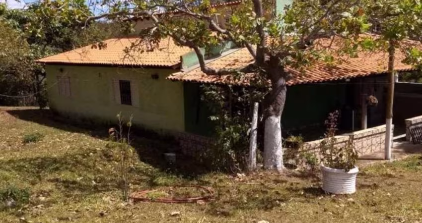 Fazenda de Luxo à Venda em Brasília-DF, Paranoá: 3 Quartos, 2 Suítes, 2 Salas, 3 Banheiros, 3 Vagas - 600.000 m² de Área