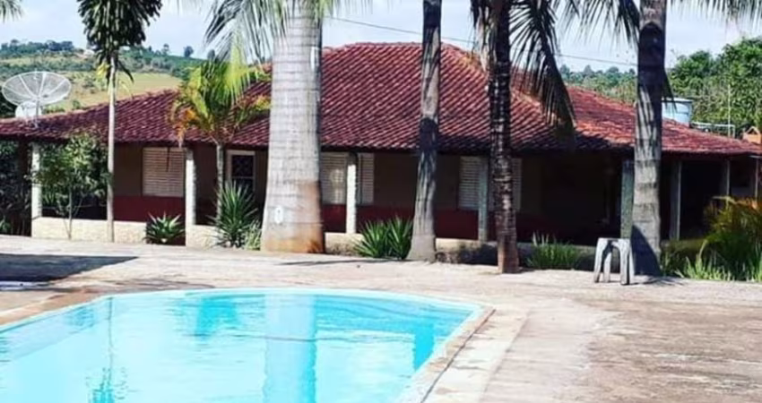 Sitio de Luxo com 4 Quartos e 94.200m² em Zona Rural de Lavras-MG