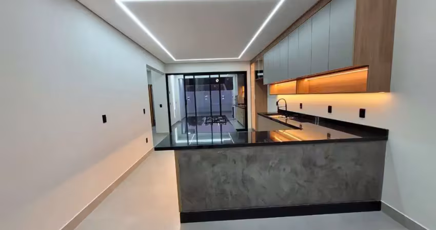 Casa de luxo em condomínio à venda em monte mor-sp, jardim itapoan  3 quartos, 1 suíte, 2 salas, 2 banheiros, 4 vagas de garagem  146,96 m² de área