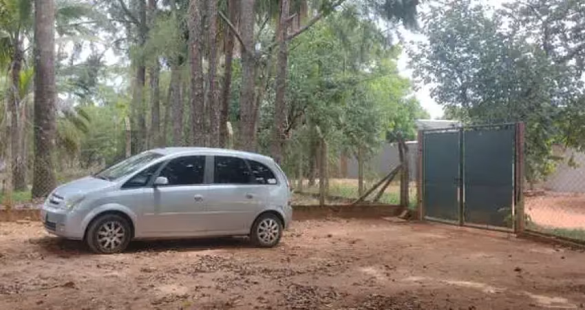 Chácara à venda em cosmópolis-sp: 2 quartos, 1 sala, 2 banheiros, 6 vagas de garagem, 90m² de área. venha conferir!