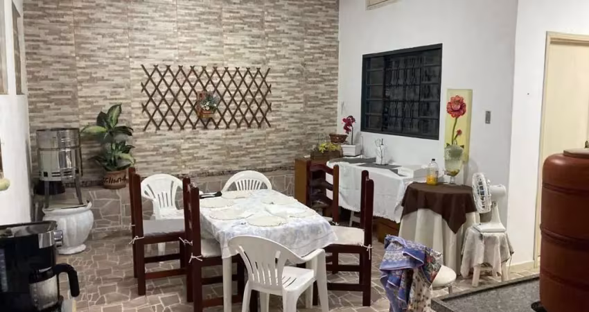 Oportunidade imperdível: casa em condomínio à venda ou locação em estância árvore da vida, sumaré-sp - 2 quartos, 1 suíte, 2 salas, 2 banheiros, 1 vaga de garagem, 62,00 m².
