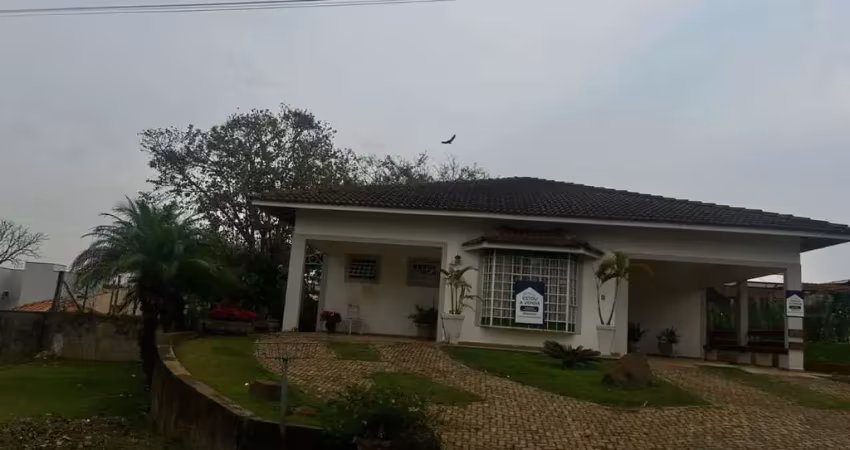 Casa em condomínio de luxo na estância árvore da vida, sumaré-sp: 3 quartos, 3 suítes, 3 salas, 4 banheiros, 3 vagas, 220m²