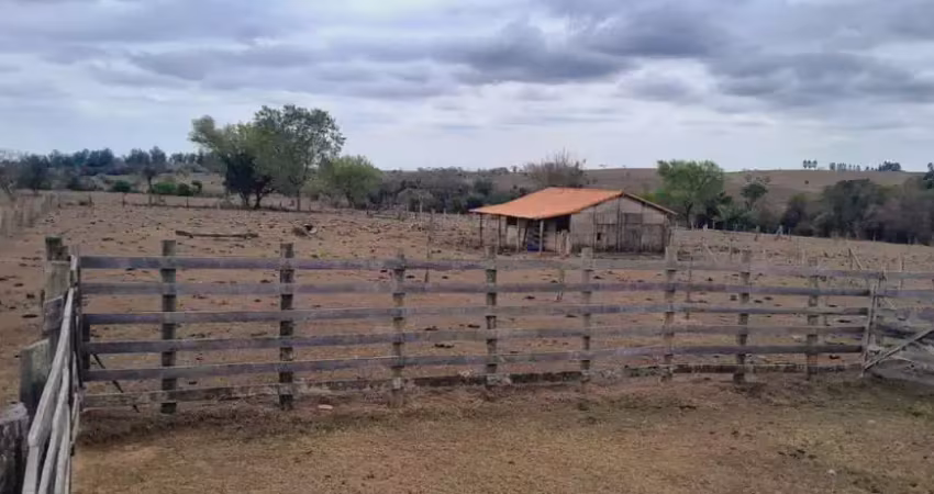 Sitio 26 alqueire em porangaba não  tem casa só pasto, não aceita permuta valor 3.900,000,00 aceita proposta topografia plana.