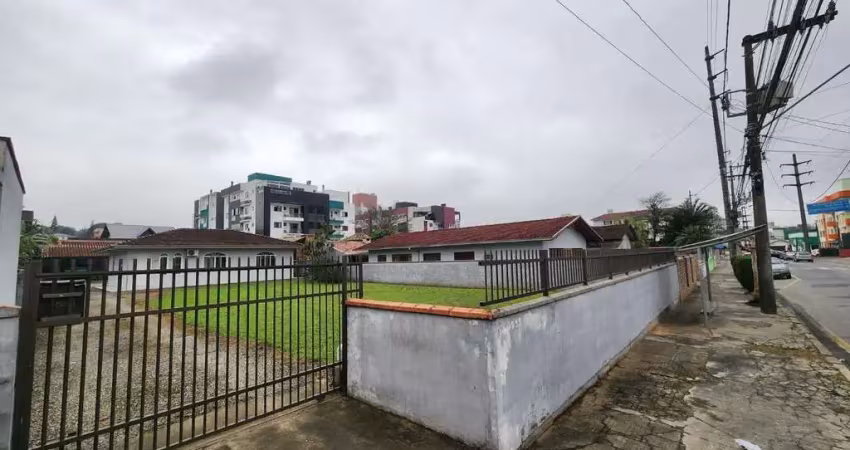 Terreno à venda no Bom Retiro, Joinville 