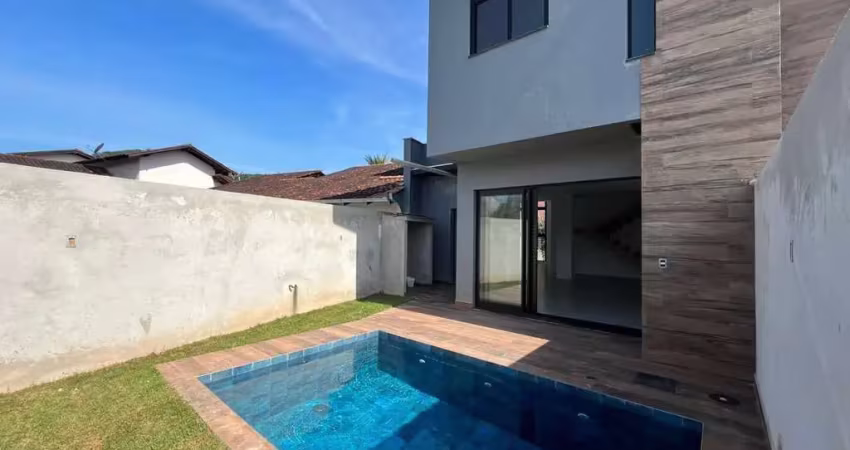 Sobrado para venda em joinville, saguaçu, 3 dormitórios, 3 suítes, 4 banheiros, 4 vagas