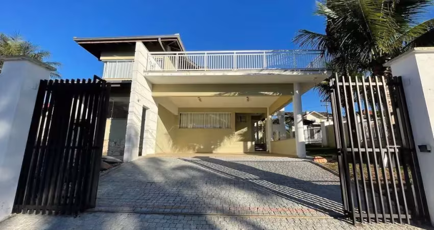 Casa para Venda em Joinville, Bom Retiro, 3 dormitórios, 1 suíte, 3 banheiros, 2 vagas
