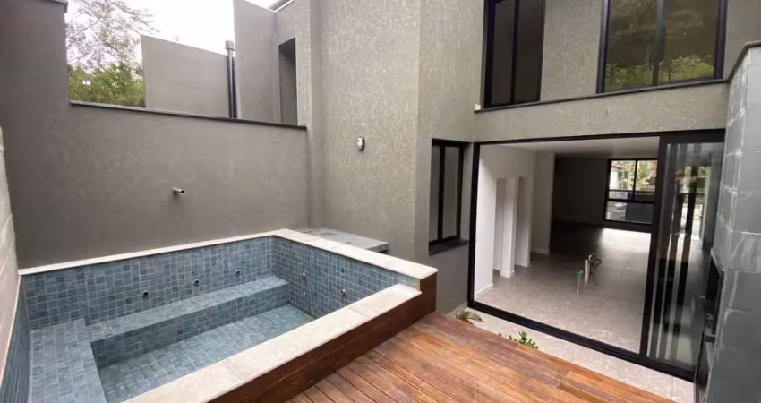 Sobrado para venda em joinville, anita garibaldi, 3 dormitórios, 3 suítes, 4 banheiros, 4 vagas