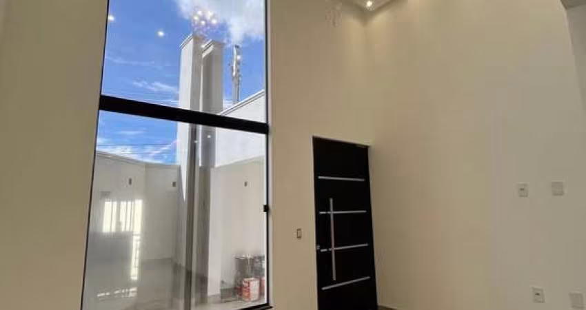 Casa de Alto Padrão à Venda no Bairro Afonso Queiroz - Patos de Minas