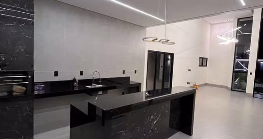 Imóvel à Venda em Patos de Minas: Casa de Alto Padrão com Piscina Aquecida, Automação e Acabamento Premium