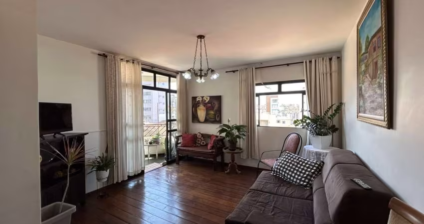 Apartamento à Venda no Centro de Patos de Minas - 3 Dormitórios, 1 Suíte e Próximo ao Mercado Municipal