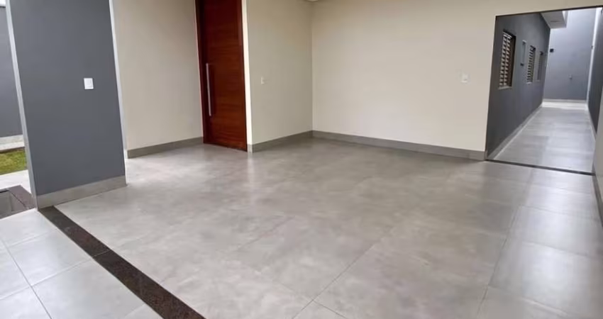 Linda Casa à Venda no Bairro Afonso Queiroz - Conforto e Modernidade - Patos de Minas