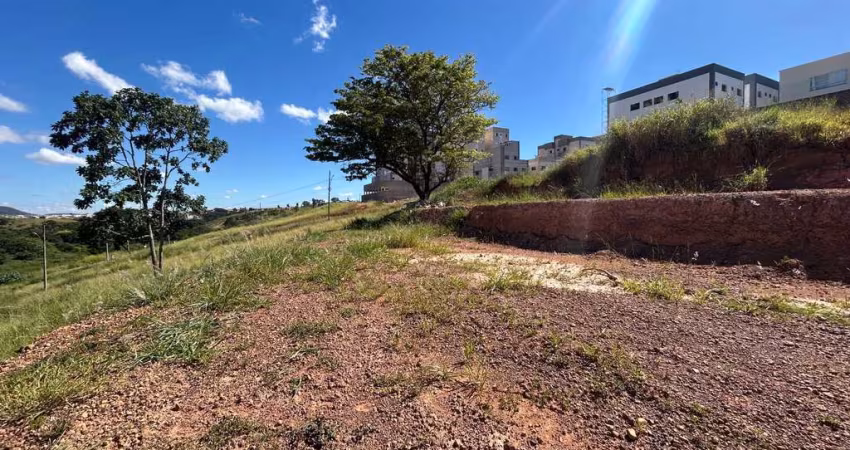 Terreno Lote em Laranjeiras, Patos de Minas/MG