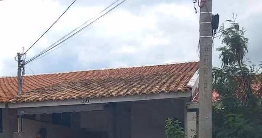 Casa à Venda no Condomínio Moradas, ao Lado do Condomínio Terra Nova - Patos de Minas