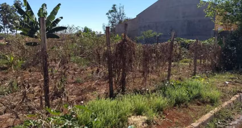 Lote/Terreno à Venda no Valparaíso - 945 m² em Patos de Minas, Ideal para Construção