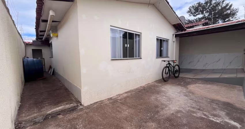 Casa em Jardim Esperança, Patos de Minas/MG