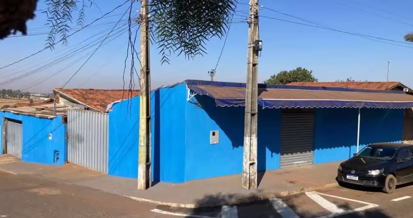 Casa de esquina com ponto comercial à venda no jardim esperança – patos de minas/mg | entrada independente