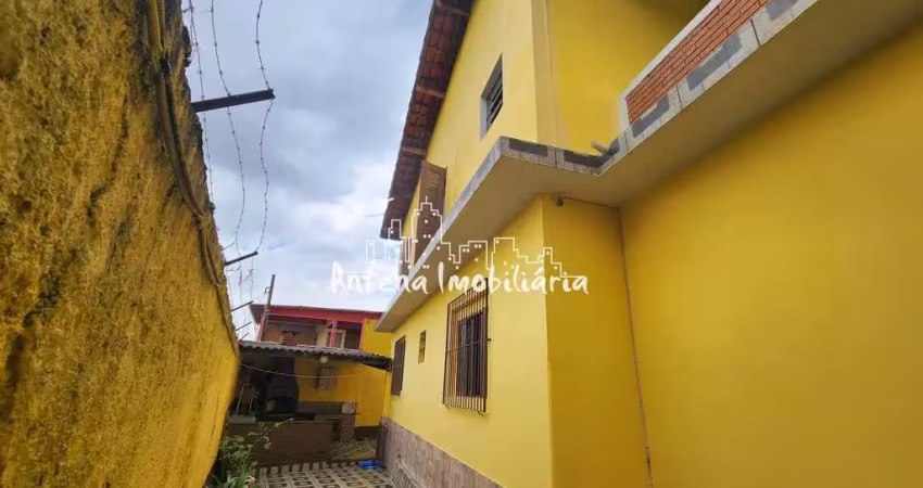 Casa com 03 dormitórios em Ferraz - Cód.: 11196