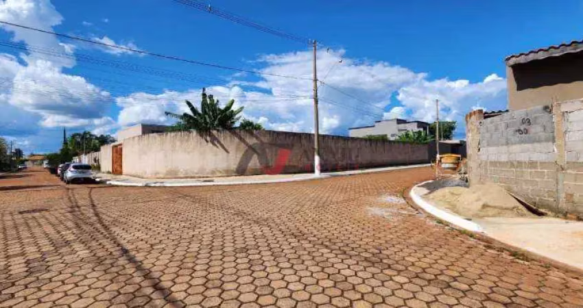 Terreno em condomínio fechado à venda no Centro, Jardinópolis 