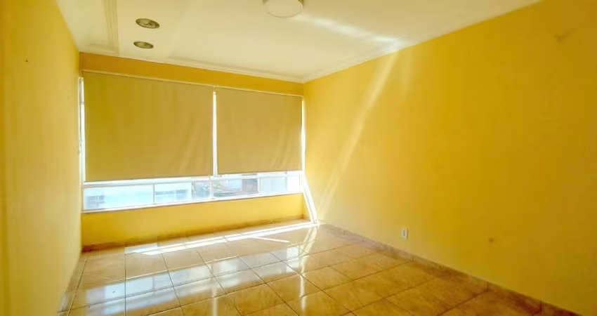 Ótimo conjunto de Salas na Glicério para venda