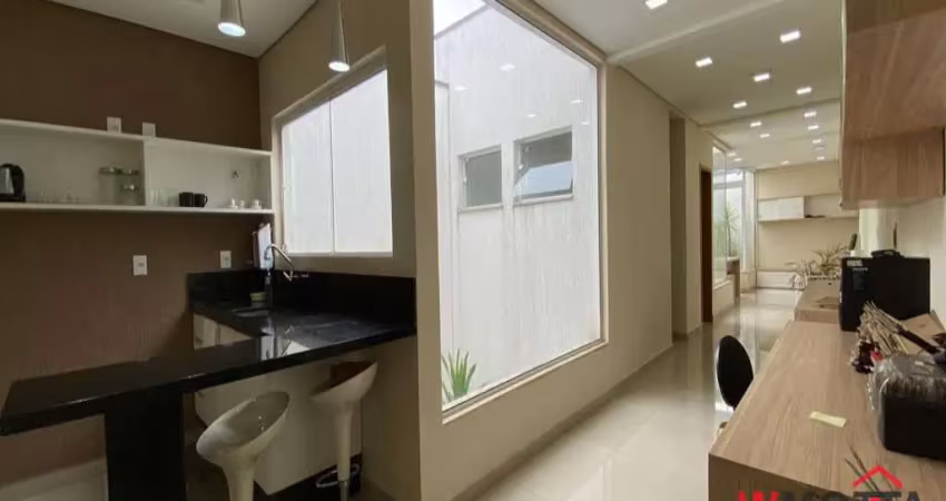 Prédio comercial à venda em mogi das cruzes-sp: 3 salas, 4 banheiros, 184m² no centro!