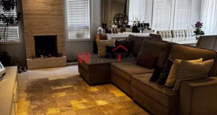 Casa à venda na Vila Oliveira em Mogi das Cruzes-SP: 3 quartos, 1 suíte, 4 banheiros, 180 m² e 4 vagas de garagem!