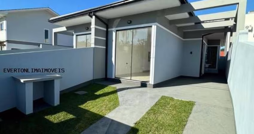 Casa para Venda em São José, Forquilhas, 2 dormitórios, 1 banheiro, 2 vagas