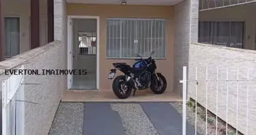 Sobrado para Venda em Palhoça, São Sebastião, 2 dormitórios, 1 banheiro, 1 vaga