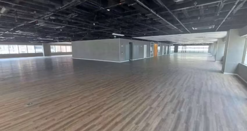 Sala comercial com 4 salas para alugar na Rua Fidêncio Ramos, 308, Vila Olímpia, São Paulo