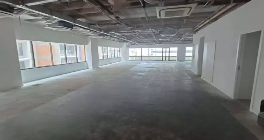Sala comercial com 2 salas para alugar na Rua Fidêncio Ramos, 308, Vila Olímpia, São Paulo