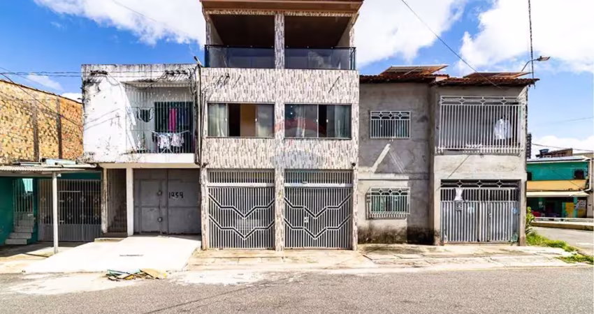 Casa com 4 quartos para alugar no Umarizal, Belém 