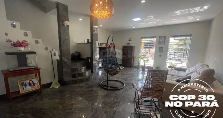 Casa com 3 quartos para alugar no Nazaré, Belém 