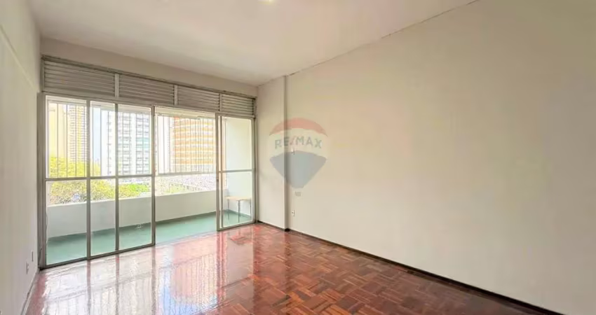 Aluga-se apartamento amplo com 03 quartos sendo 02 suítes- 01 vaga- umarizal- ed barão do guamá.