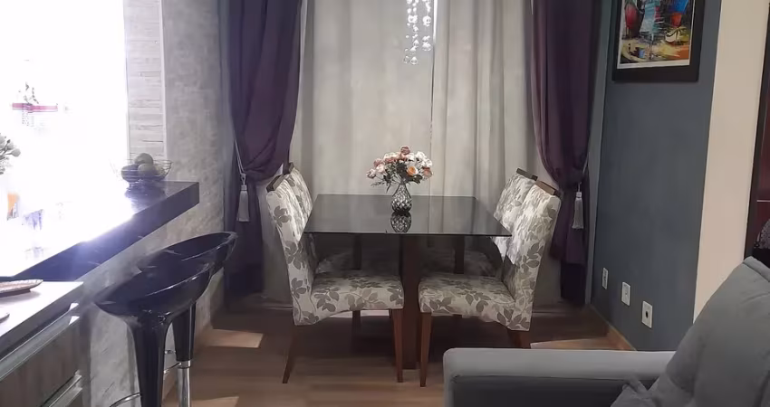 Lindo apartamento com 2 dorms decorado com bom gosto
